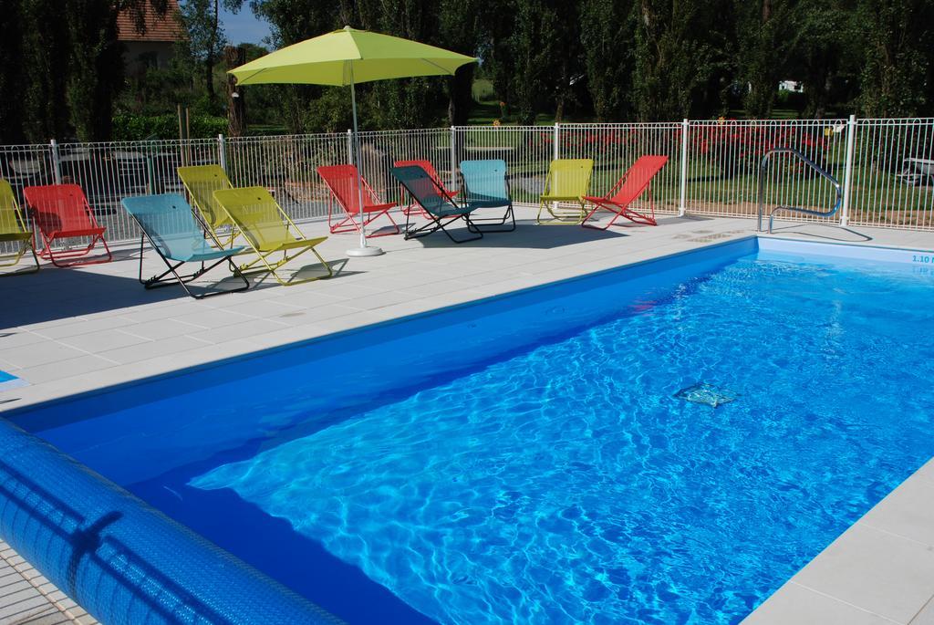 Camping Les Tournesols Sille-le-Guillaume Exterior photo