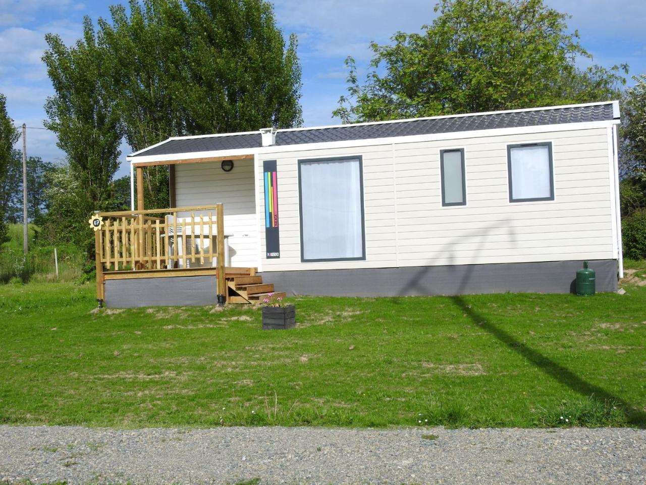 Camping Les Tournesols Sille-le-Guillaume Exterior photo